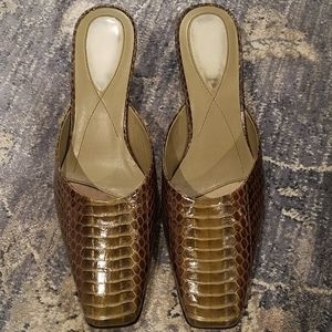 🛍👠 Liz Claiborne Flex Mules